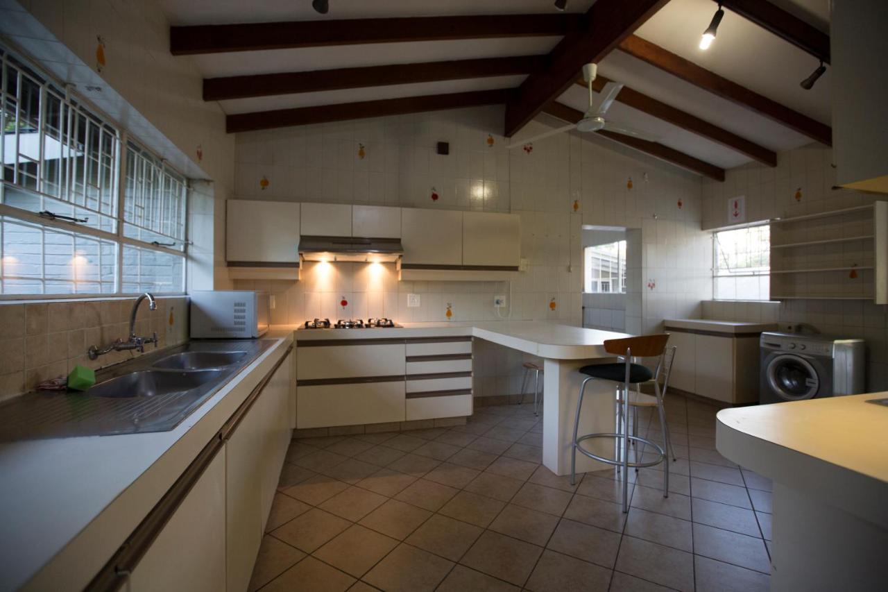 Dynasty Forest Sandown Serviced Apartments & Self Catering Hotel Johannesburg Exterior foto